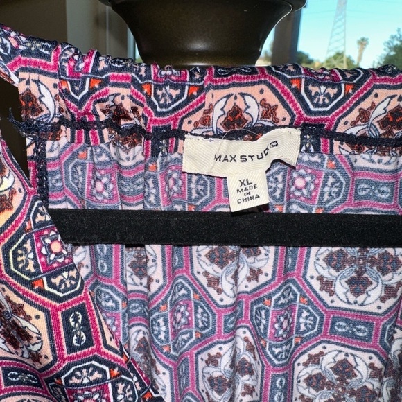 MAX STUDIO Womens Sz XL Purple Floral Geometric V-Neck Pleated Stretch Dress - Picture 8 of 8